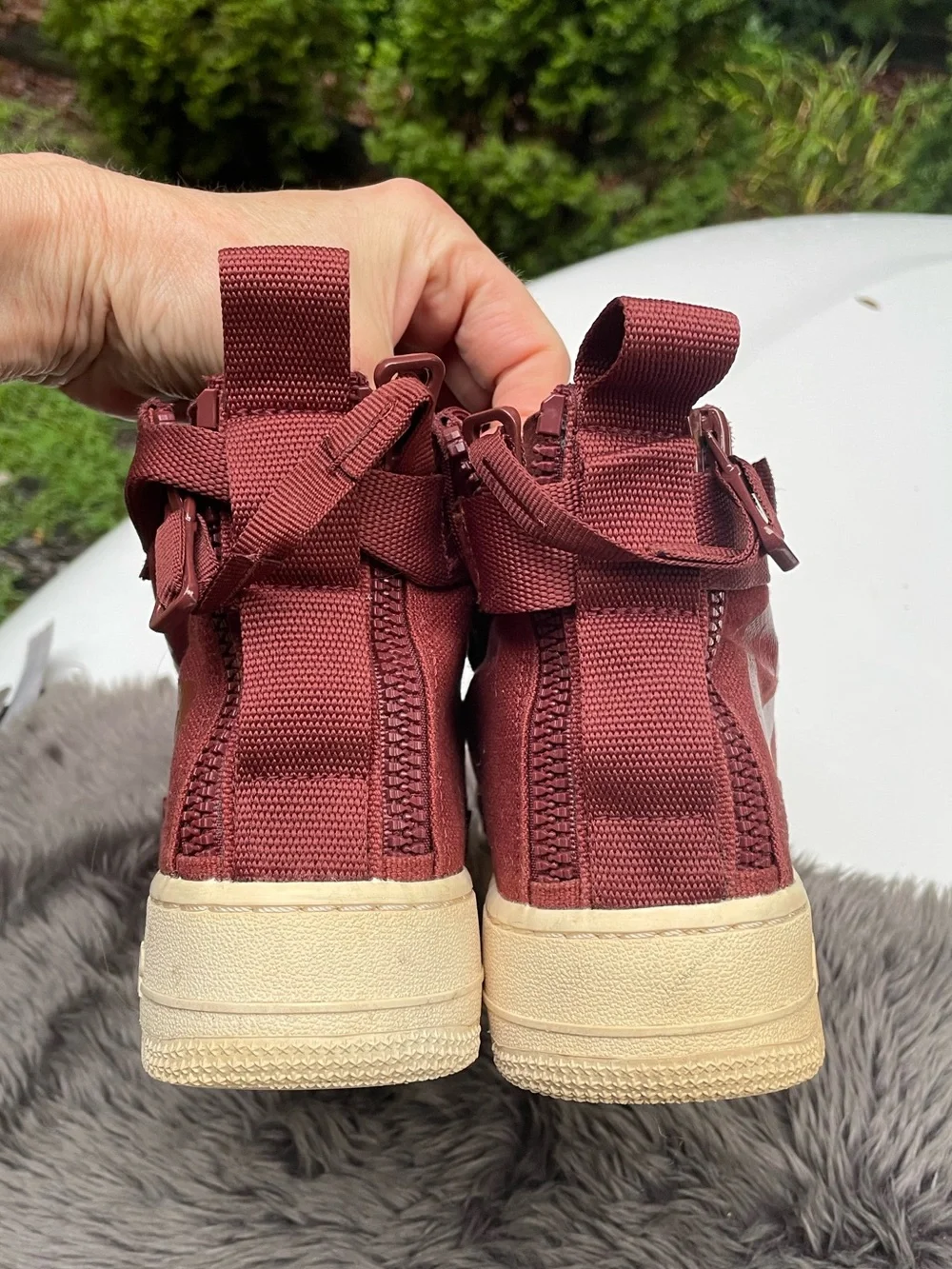 Nike SF Air Force 1 Mid Shoes 6.5 Youth